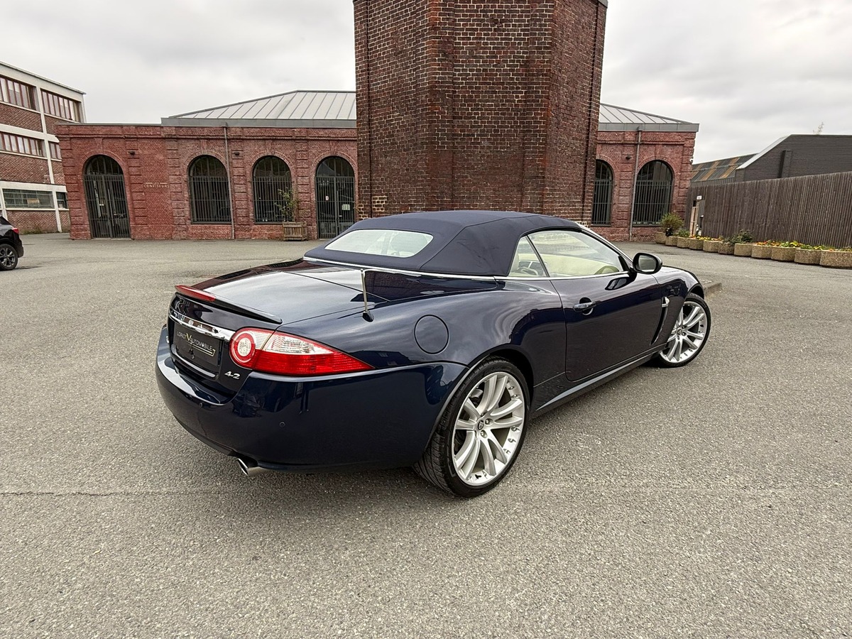 Jaguar XK 4.2 V8 Cabriolet 300ch