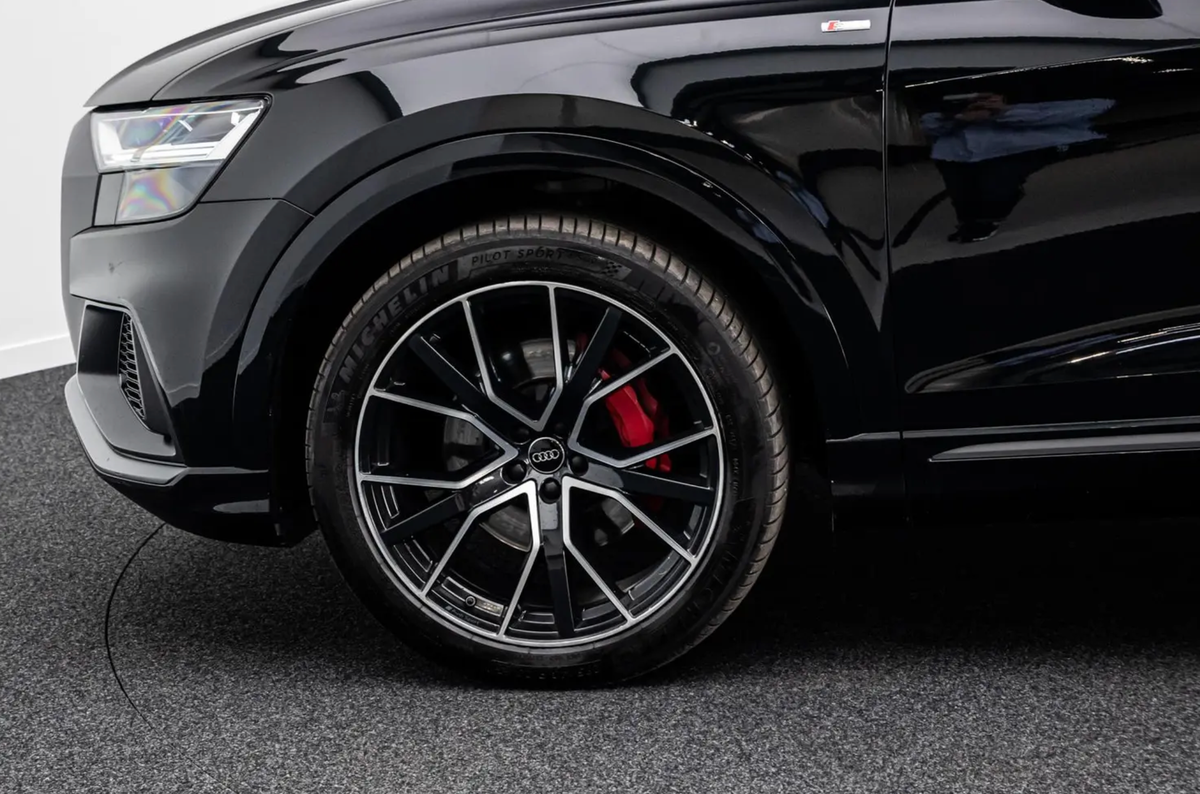 Audi Q8 50 TDI 286ch S line quattro tiptronic 8