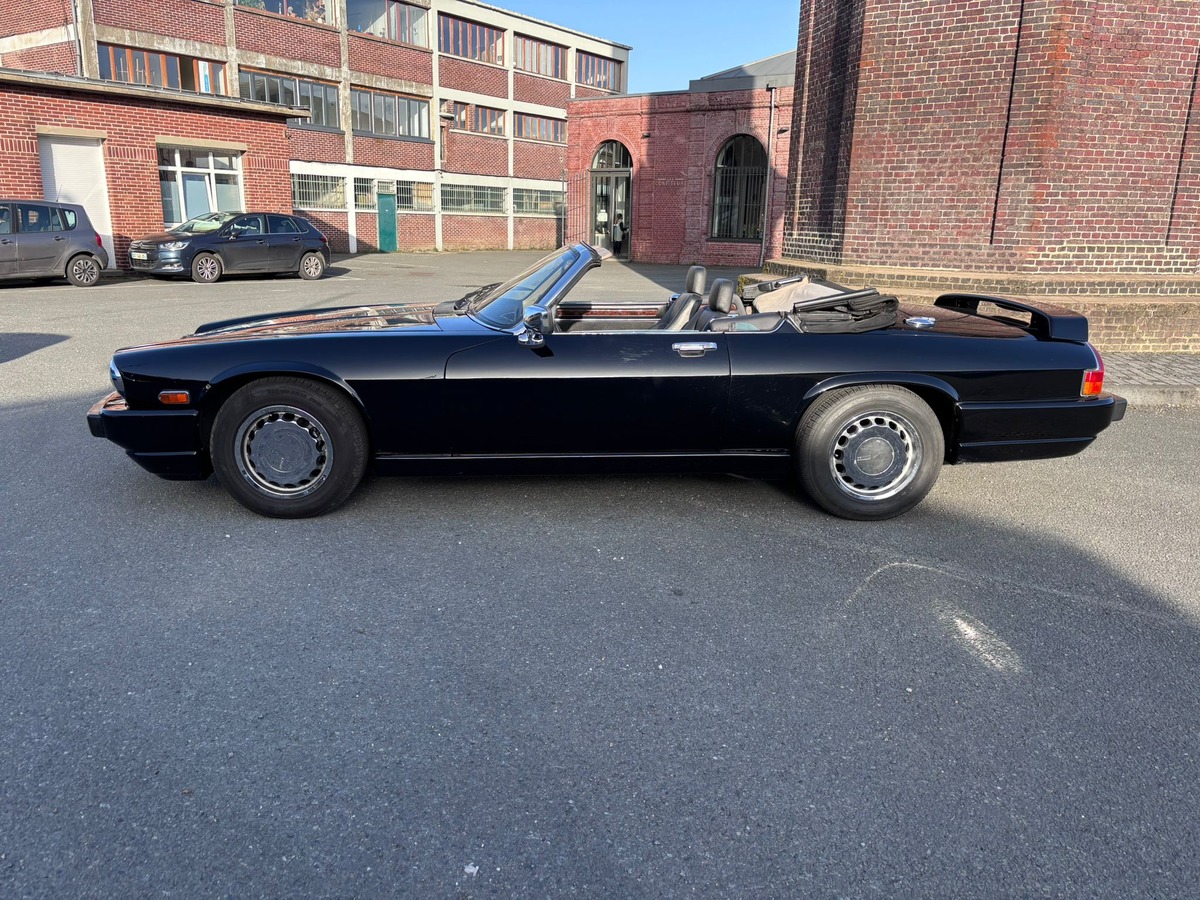 Jaguar XJS Cabriolet V12 289cv boite automatique