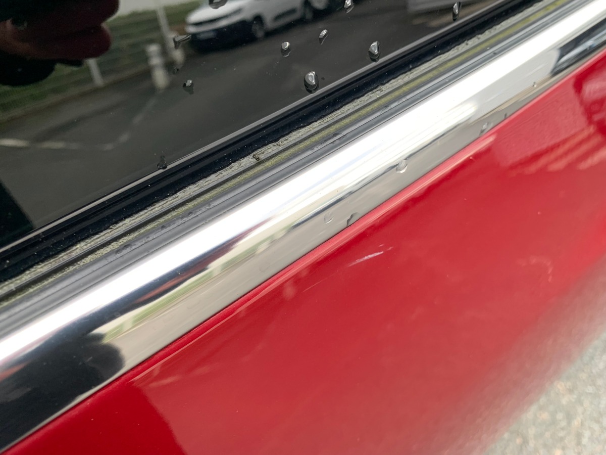 Ford FOCUS SW 120 ch | Vignale | Toit ouvrant panoramique | Apple car play Android auto | Attelage