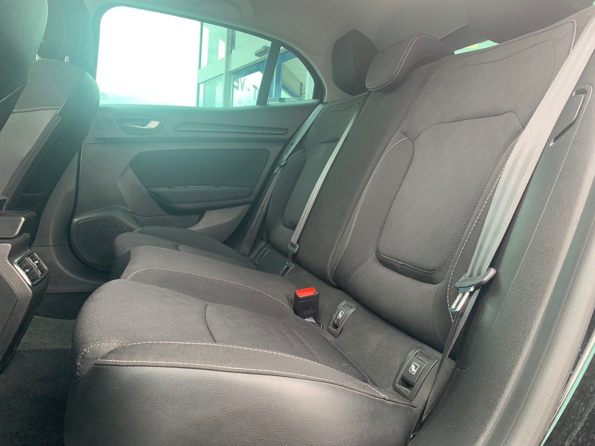 RENAULT Megane IV 100 chevaux | Limited | Caméra de recul | Régulateur de vitesse | GPS | Bluetooth