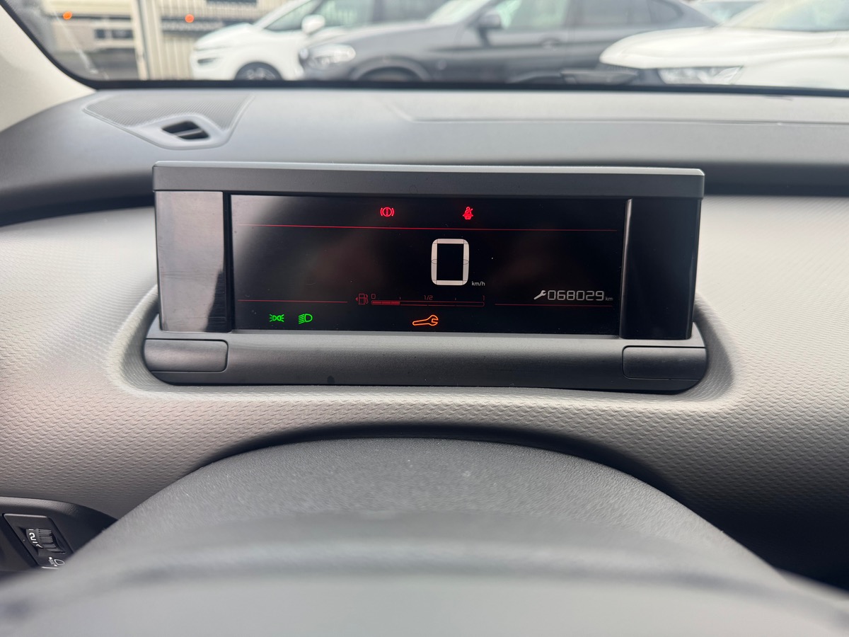 Citroën C4 Cactus 1.5 BHDI 100CH CLUB 2 PLACES / PRIX TTC / 7900€ HT