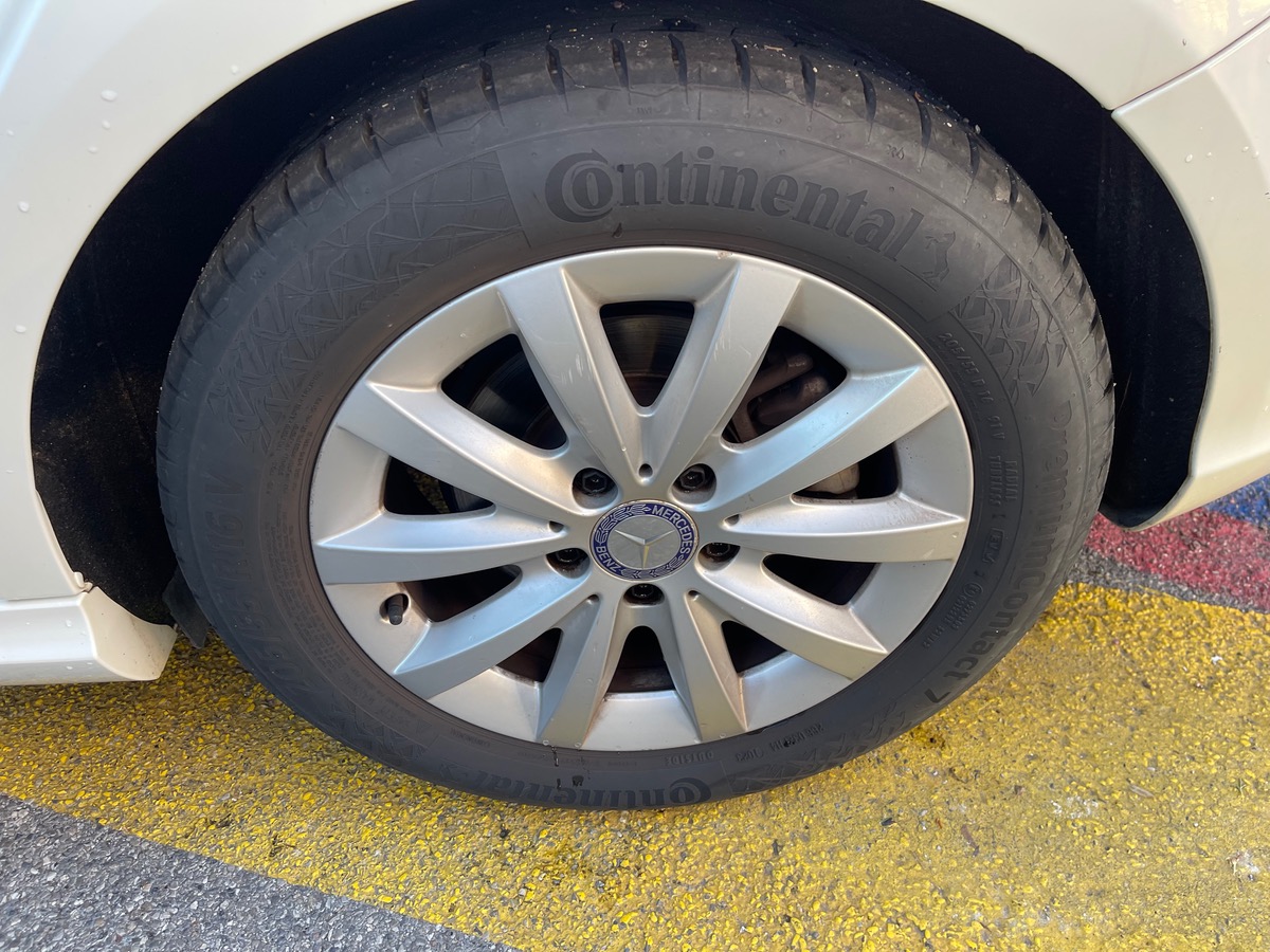 Mercedes Benz CLASSE B B 180 1.5 CDI 109 CV / KM Réel / Caméra de Recul / Intérieur Beige