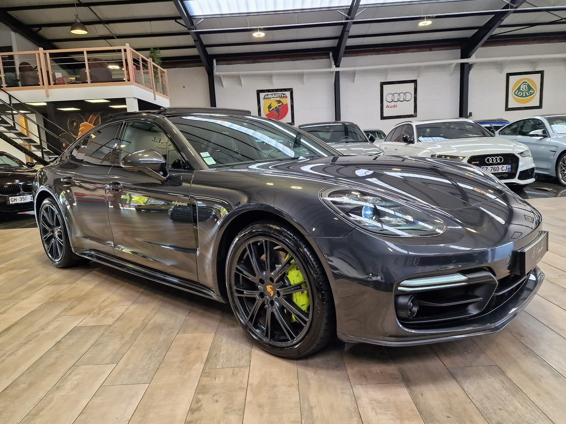 Porsche Panamera 2.9 L 462 cv FULL OPTIONS 