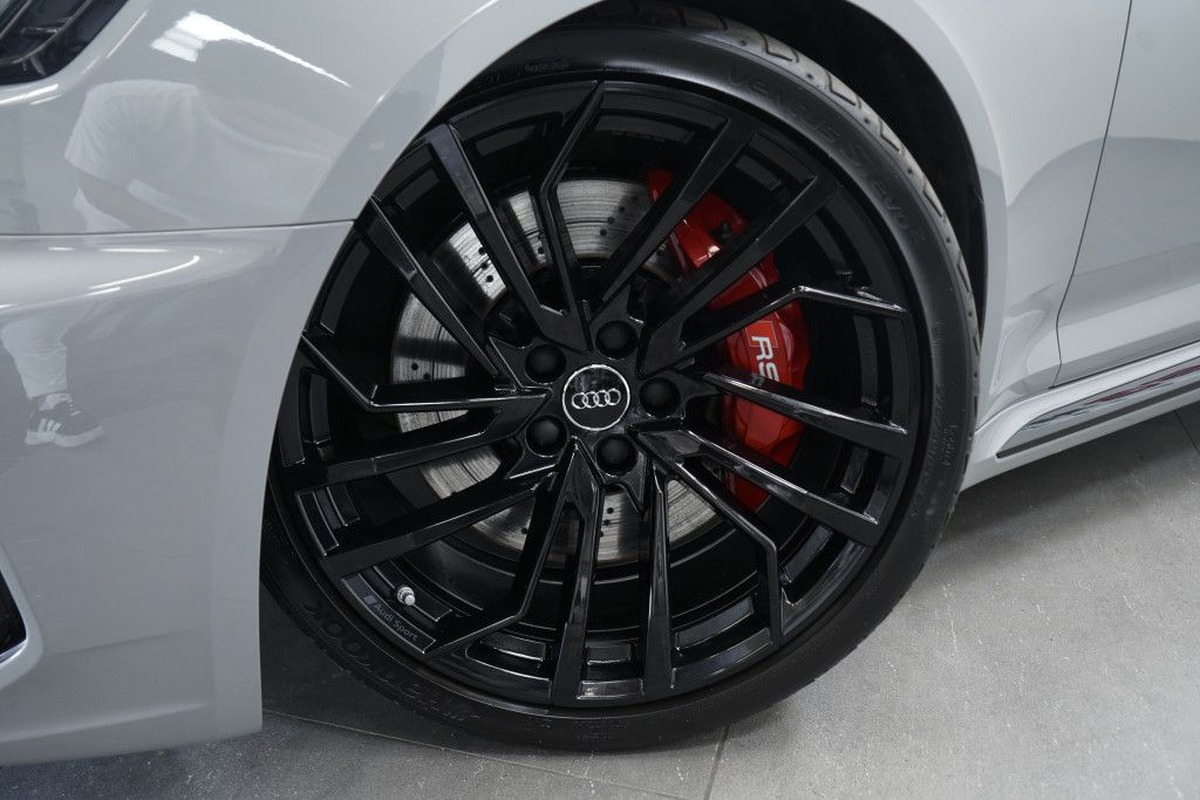 Audi RS4 Avant V 2.9 V6 TFSI 450ch quattro tiptronic 8/Gris Nardo/B&O/VO Allemand/Malus 12400e