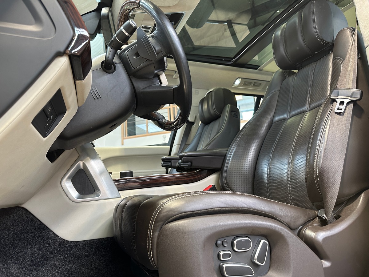 Land-Rover Range Rover Vogue IV 4.4 SDV8 339 cv Autobiography - Suivi Complet