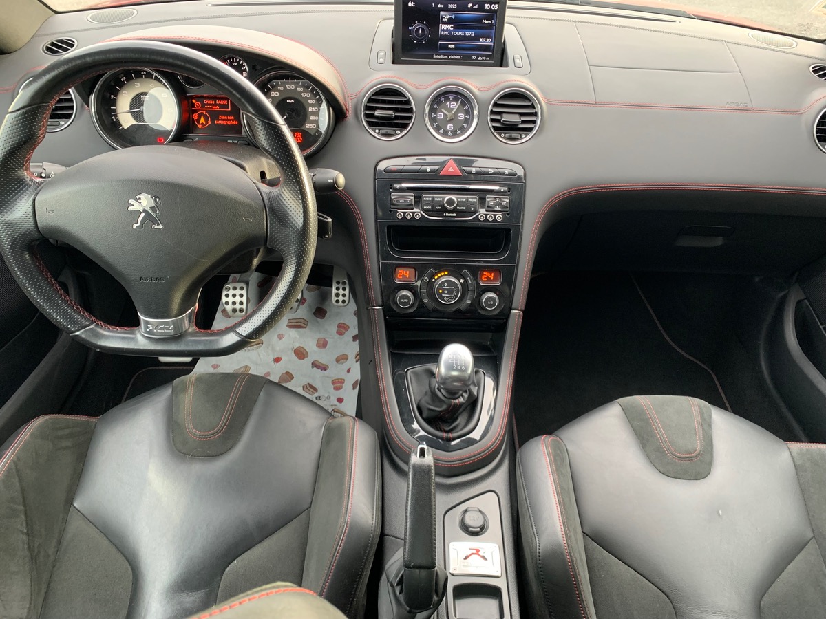 Peugeot RCZ 270 | R | Pack Sport | GPS | Radar avant arriére | Baquet sport mi-cuir Alcantara