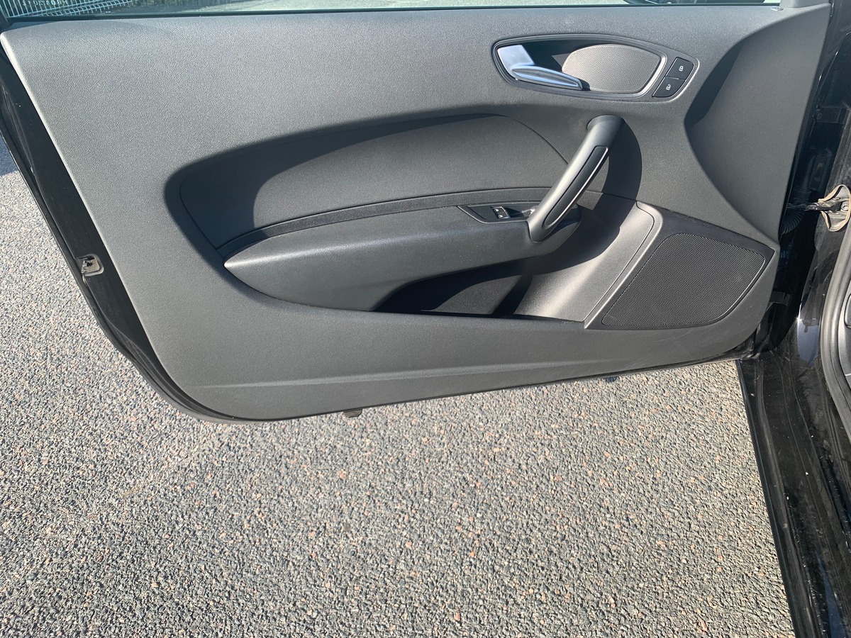 Audi A1 95 ch | GPS | Climatisation | Régulateur vitesse | Radar stationnement arriére | Bluetooth