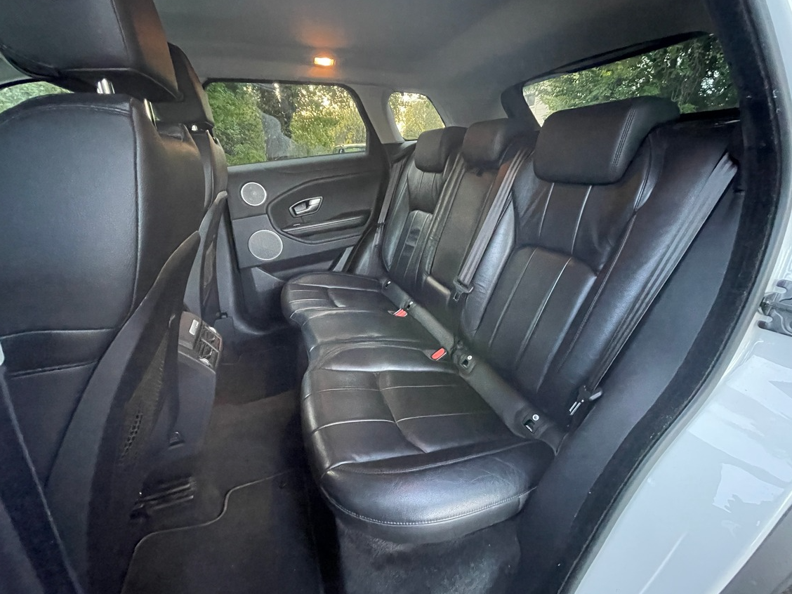 LAND ROVER EVOQUE 2.0 ed4 150 BVM Business - Historique Entretien complet