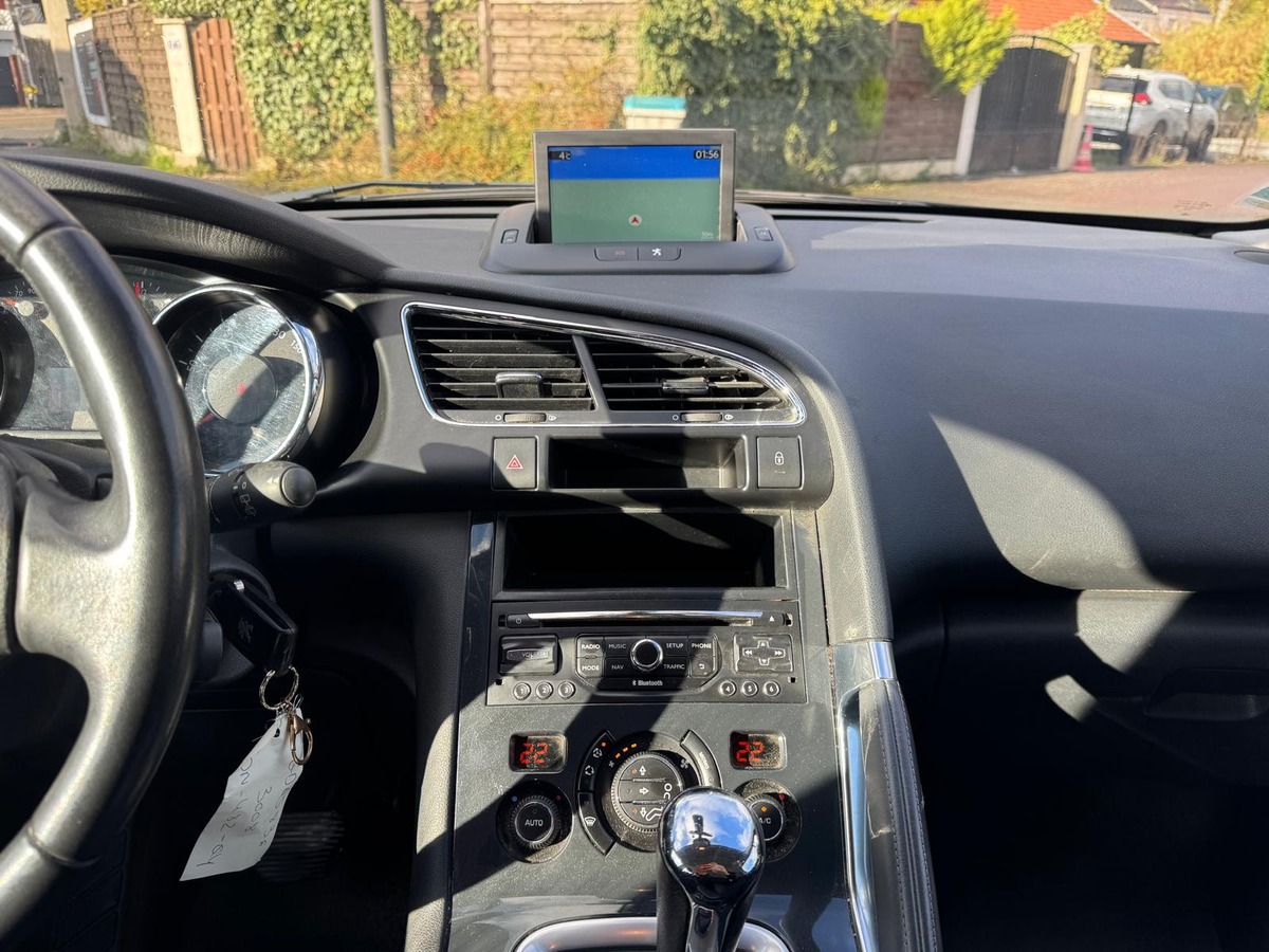 Peugeot 3008 phase 2 1.6 e-hdi 115cv Boite automatique Business Pack - garantie