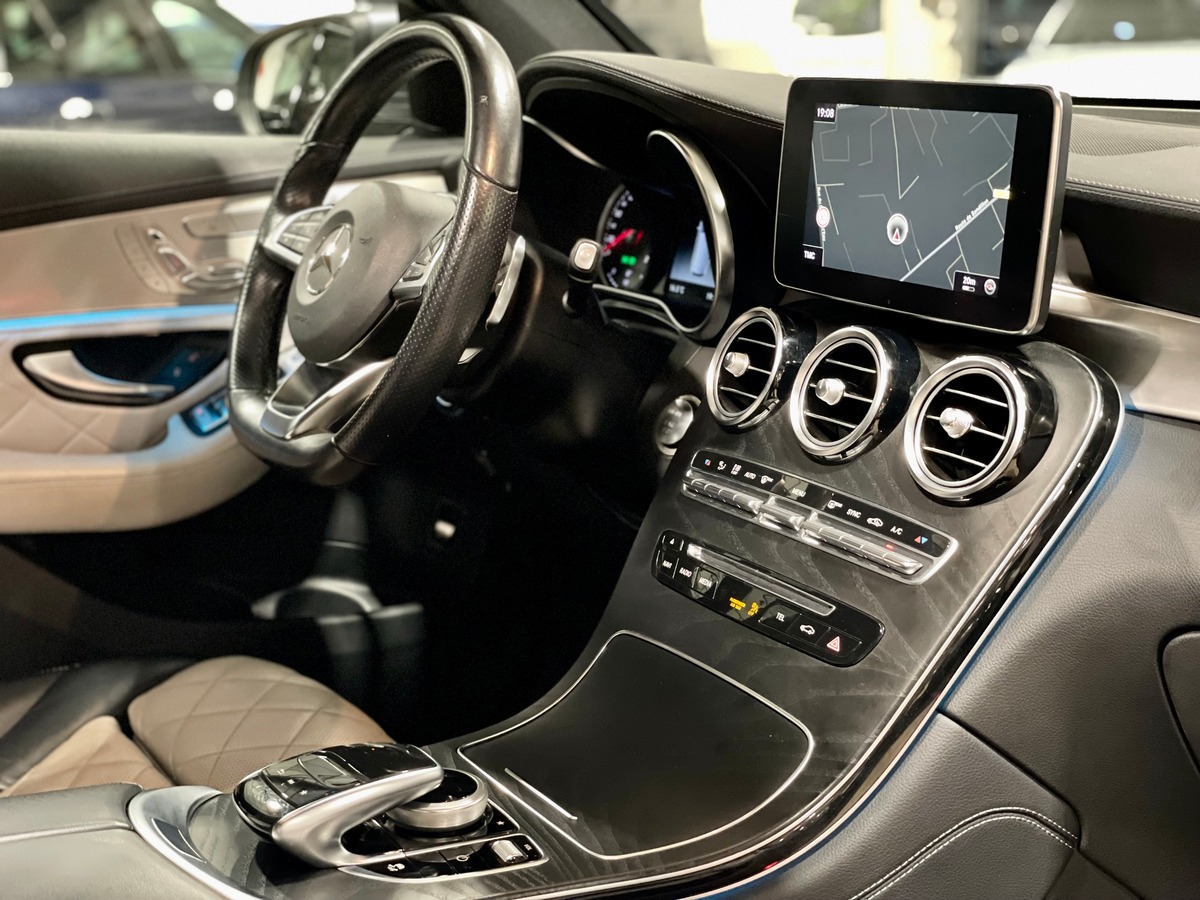 Mercedes-Benz Class GLC 300 Designo 245 4Matic BVA9 Full f