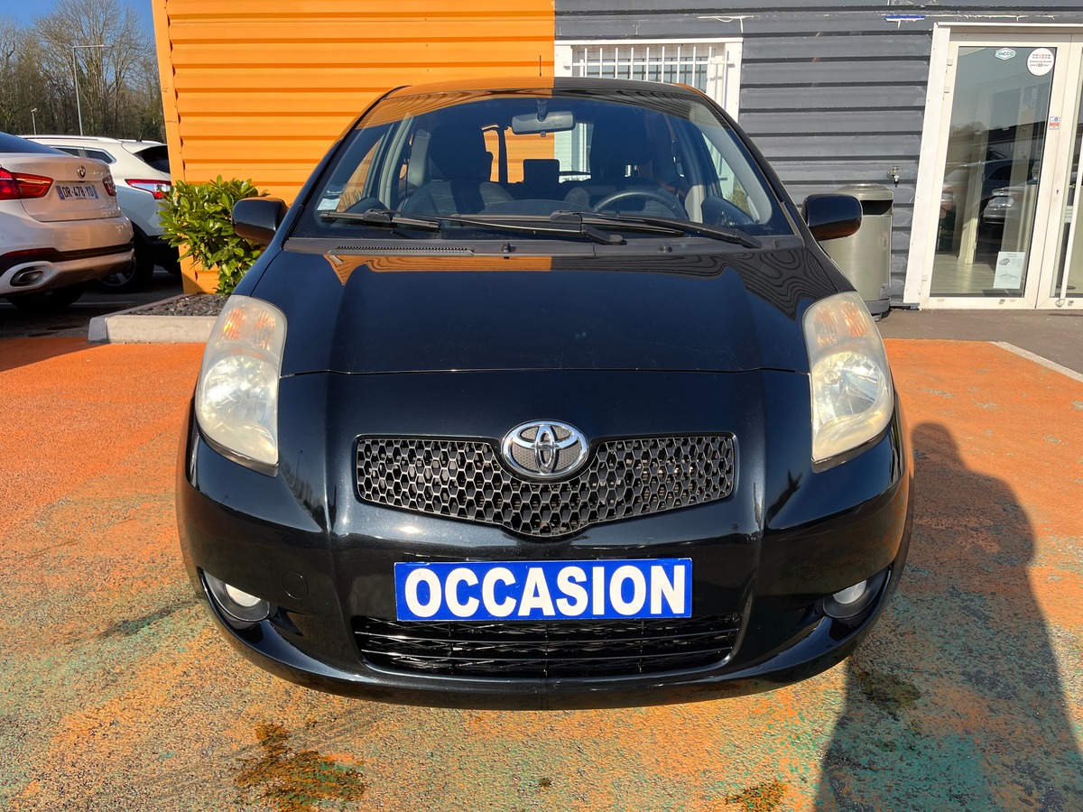 Toyota Yaris 2 1.3 VVTi 87 ch LUNA PACK