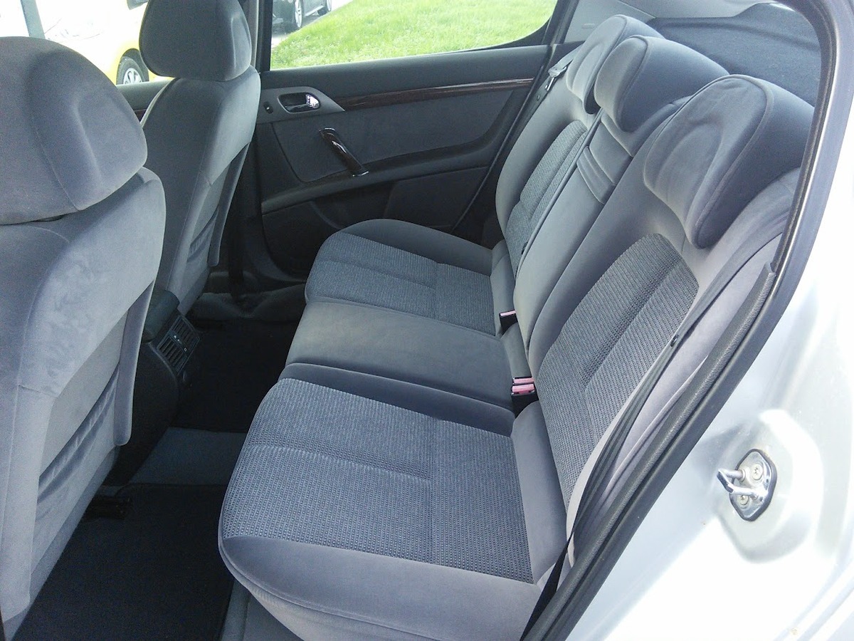 Peugeot 407 2.0 HDI 136  SIGNATURE