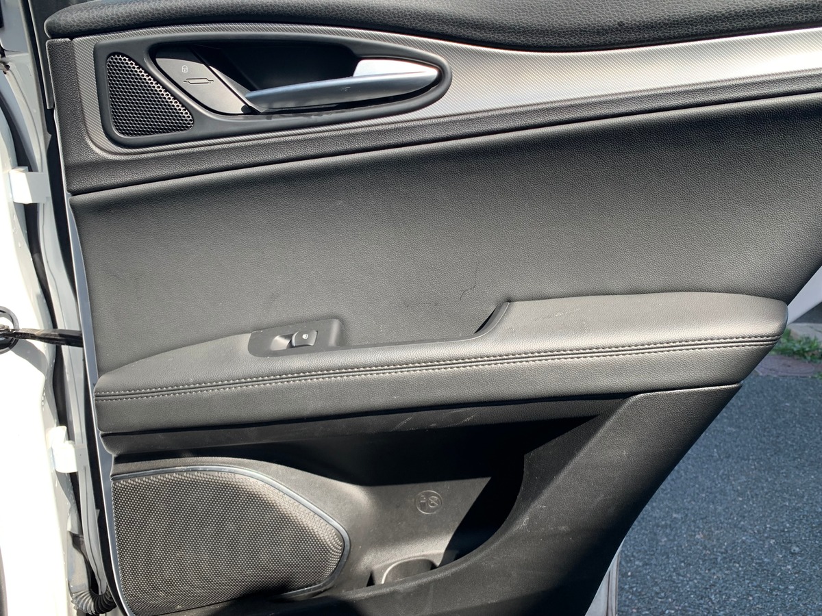 Alfa Romeo Stelvio 190 ch | Sprint | Caméra recul | Apple car Play | Coffre assisté électriquement