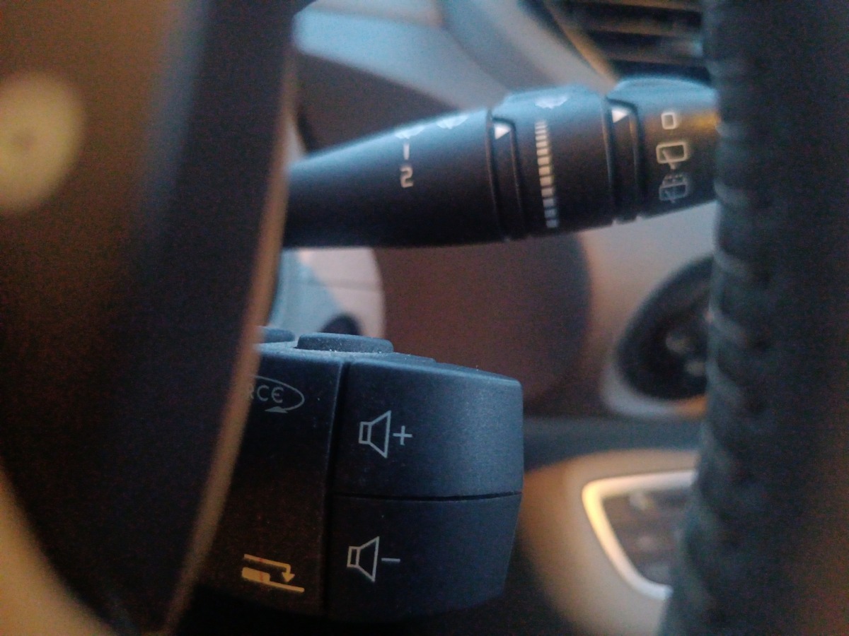 RENAULT Twingo 2 1.2 TCE 102 CV 16V  INITIALE