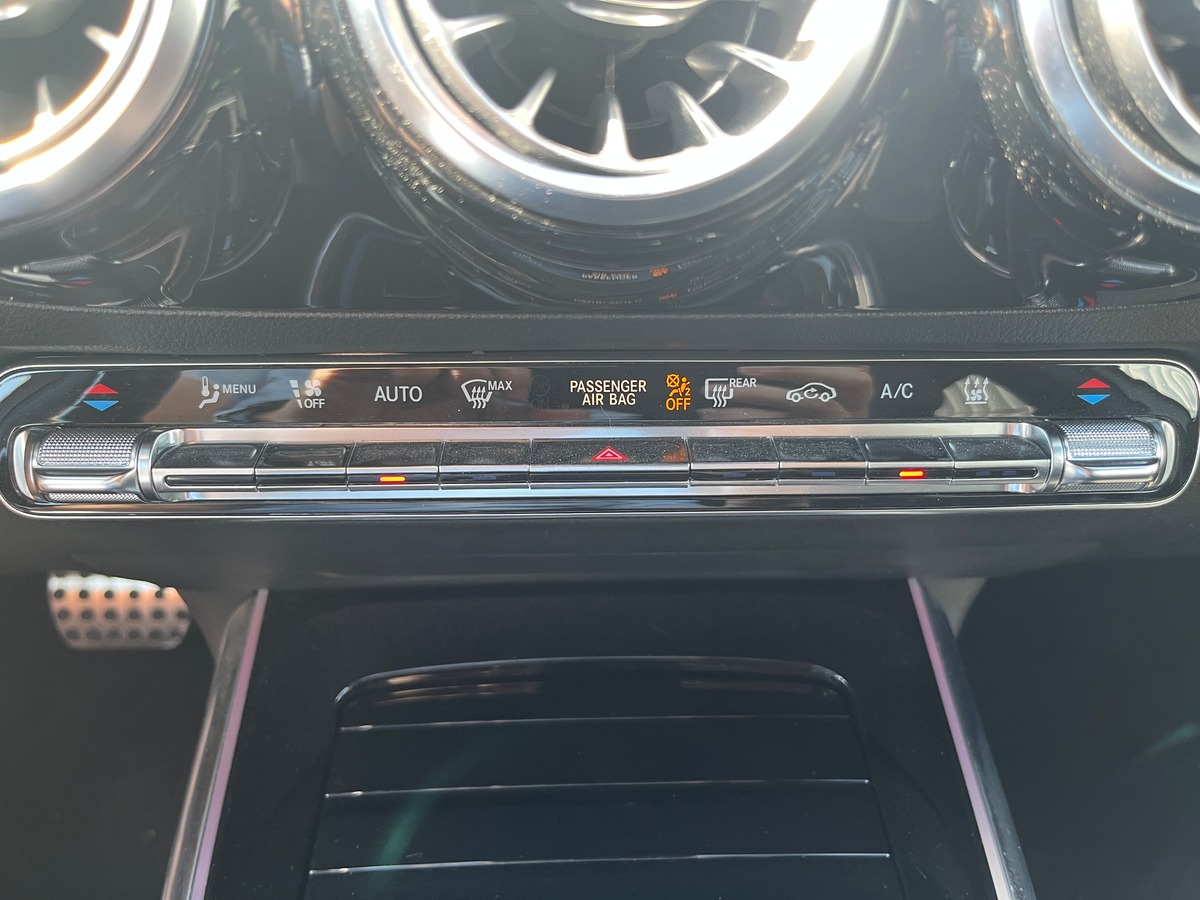 Mercedes-Benz EQA 250 AMG 190ch, SUIVI MERCEDES,SIEGES CHAUFFANT, TOIT OUVRANT, CHARGEUR A INDUCTION