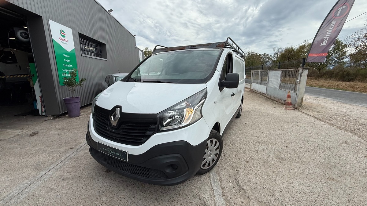 RENAULT Trafic 3 III L1H1 1.6 DCI 120 Chx attelage galerie