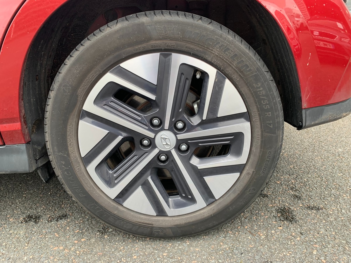 Hyundai Kona 136 | Creative | Caméra recul | Affichage tête haute | Assistance maintien trajectoire