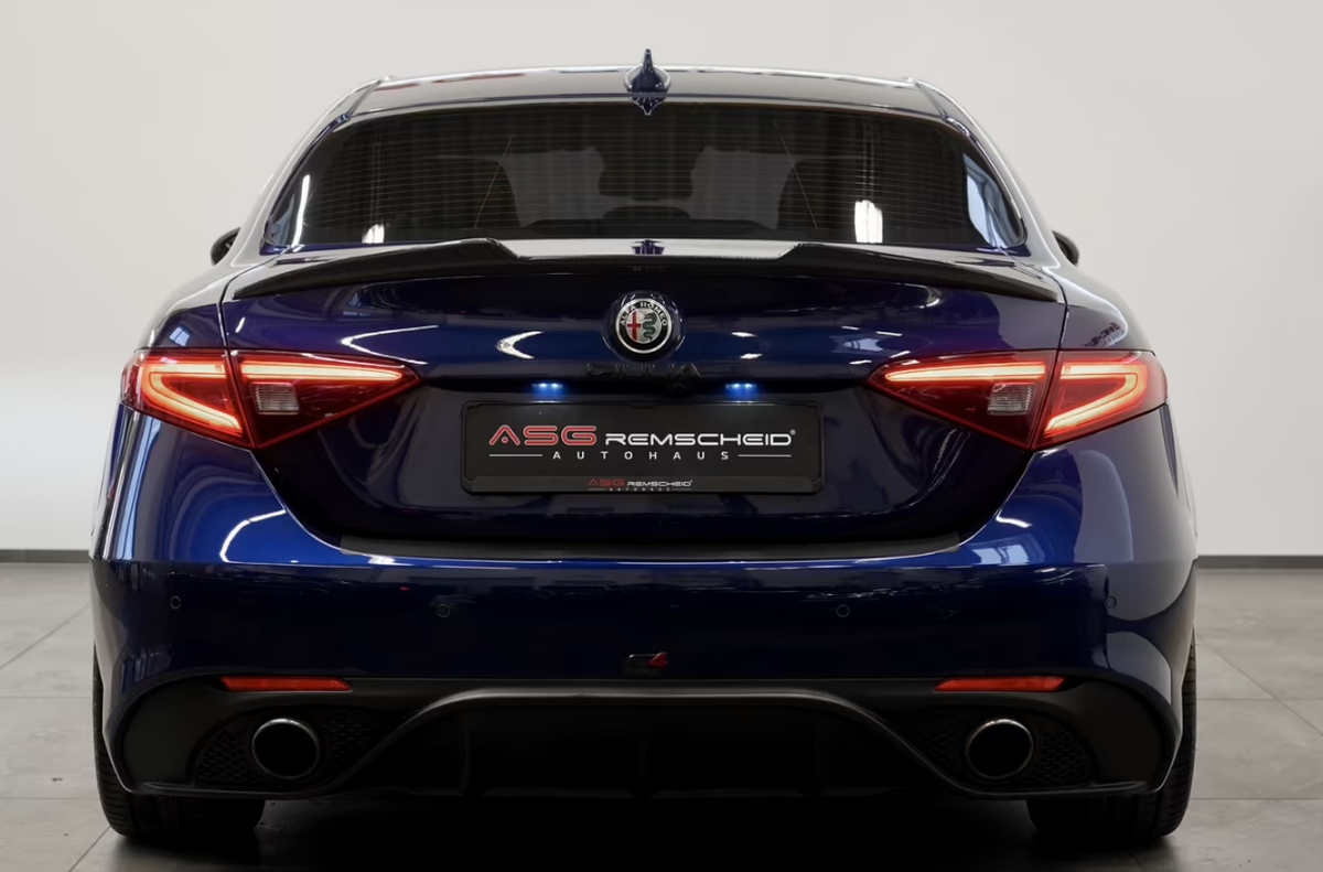 Alfa Romeo Giulia 2.0 TB 280ch Veloce Q4 AT8/Harman-Kardon