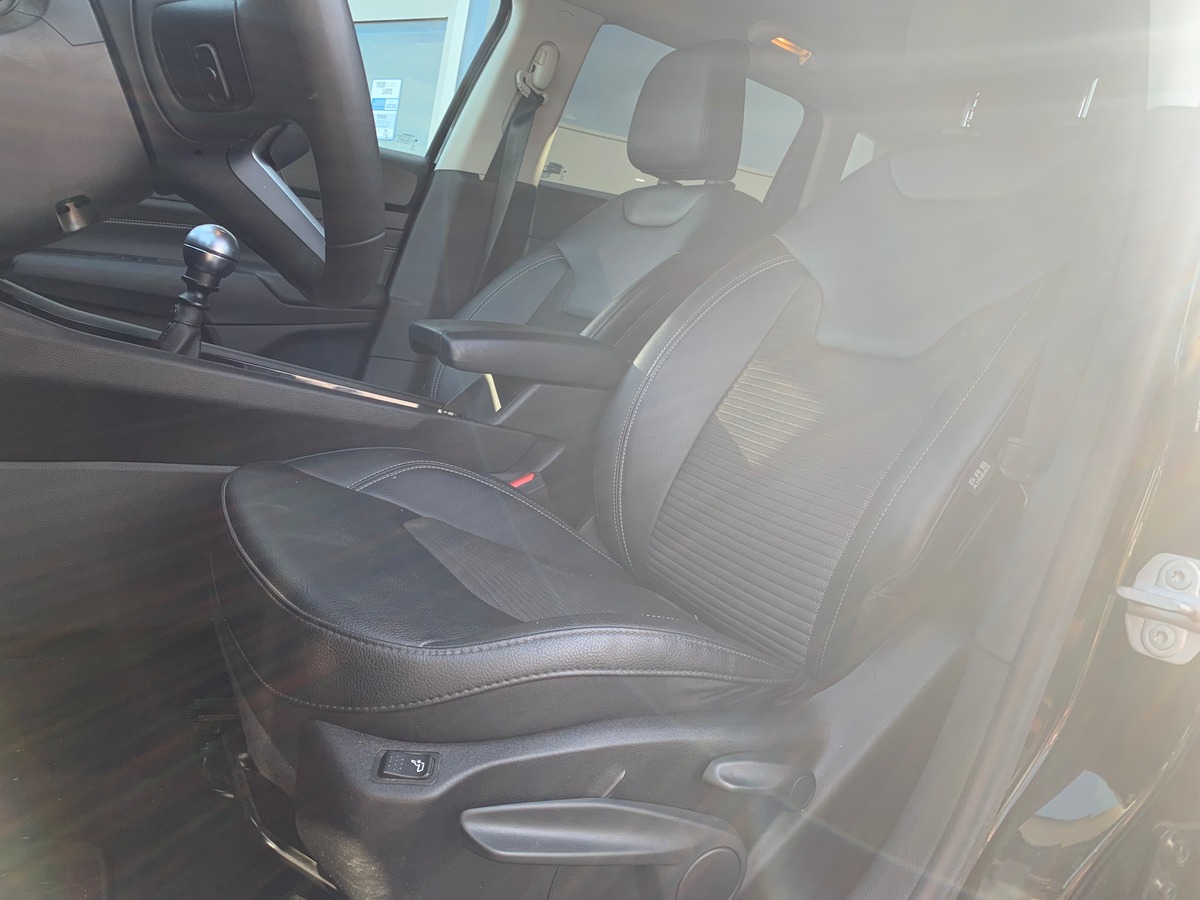 Jeep Compass 130 | (2) 1.6 MJET | Night Eagle | Attelage | GPS | Régulateur vitesse | Apple car Play