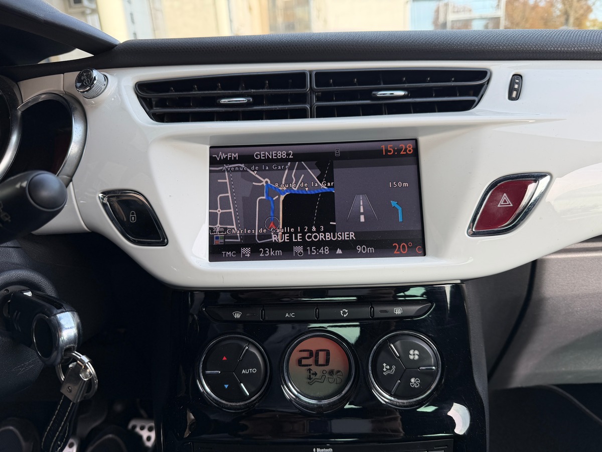 Citroën DS3 Sport Chic 1.6 e-HDI 110 cv - 2nd main
