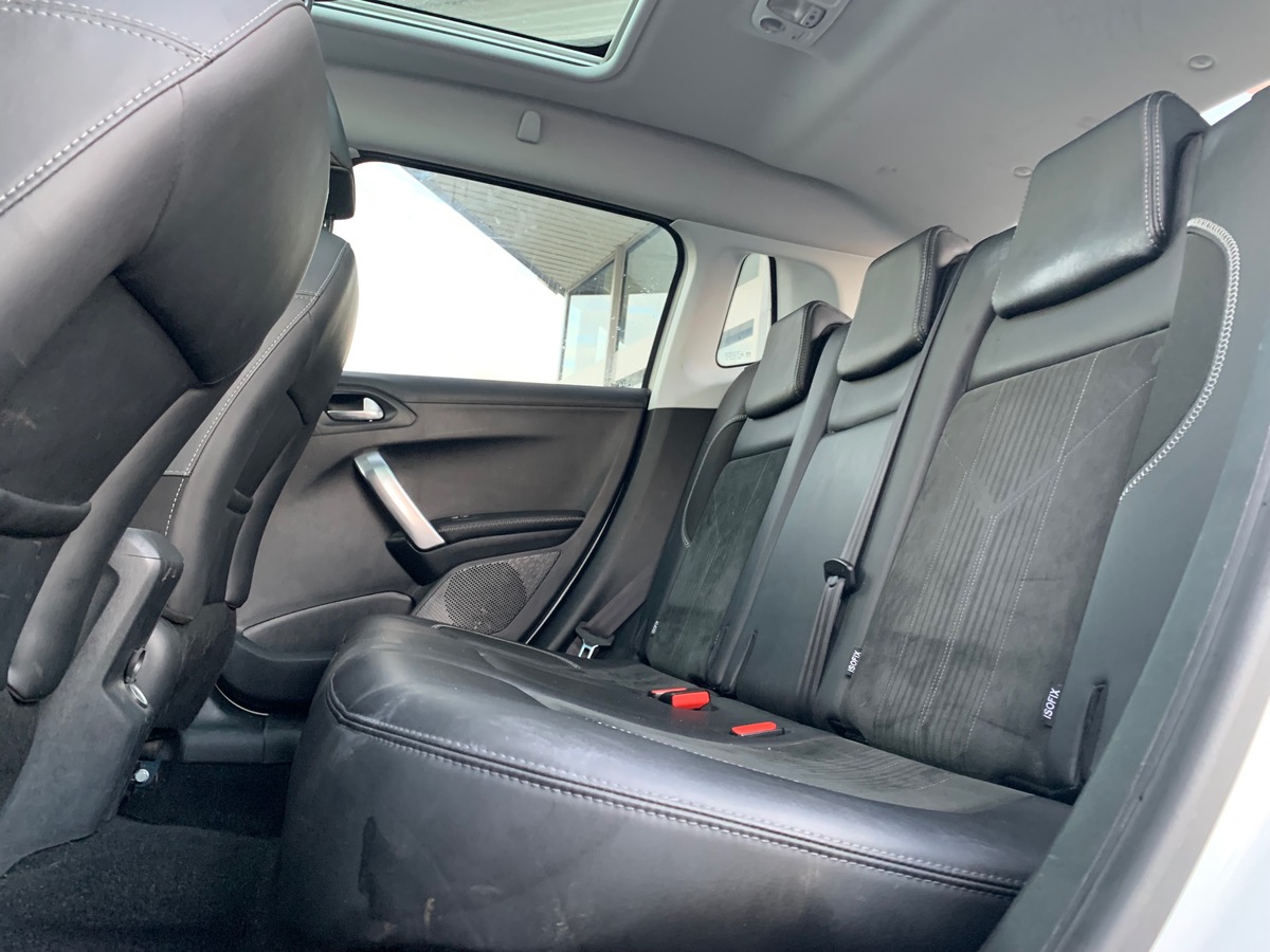 Peugeot 2008 120 ch | Crossway | Caméra de recul | Toit panoramique | GPS | Grip control