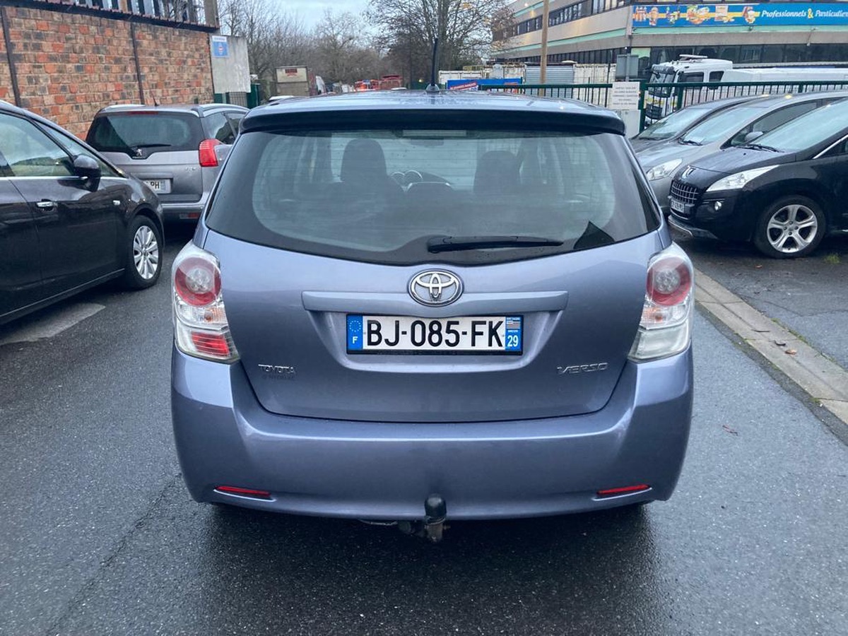 Toyota Verso 2.0 D-4D 126 CV 7place 4X fois