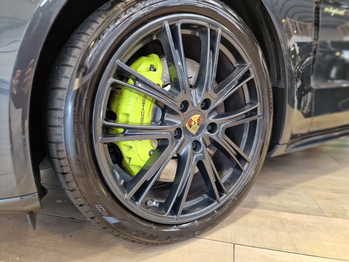 Porsche Panamera 2.9 L 462 cv FULL OPTIONS 