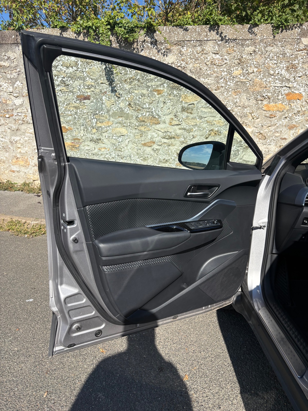 Toyota C-HR 2.0 184h GRAPHIC