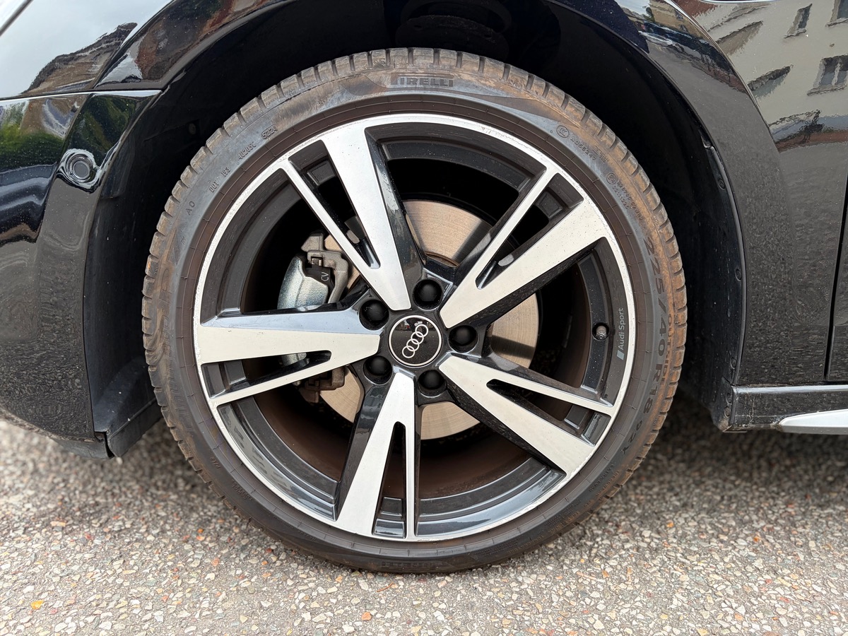 Audi A3 DESIGN LUXE Sportback 40 1.4 TFSIe 16V 204 Plug in Hybrid S Tronic6 150 cv Boîte auto