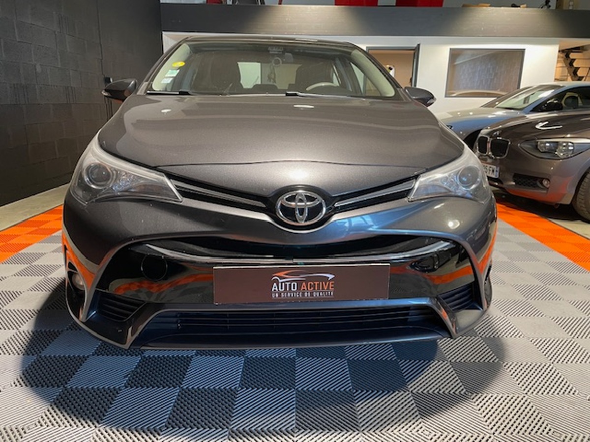 Toyota Avensis 2.0 D 143CV