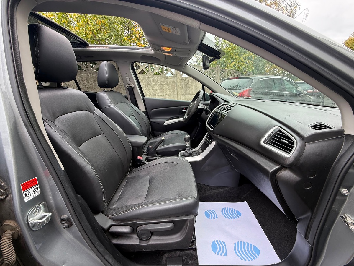 Suzuki S-Cross Pack SE 1.6 DDIS 120 CV garantie 6 mois