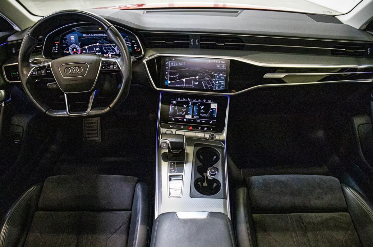 Audi A6 Avant 45 TFSI 245ch S tronic 7/B&O/Toit ouvrant/Matrix/VO allemand/Malus 4250e