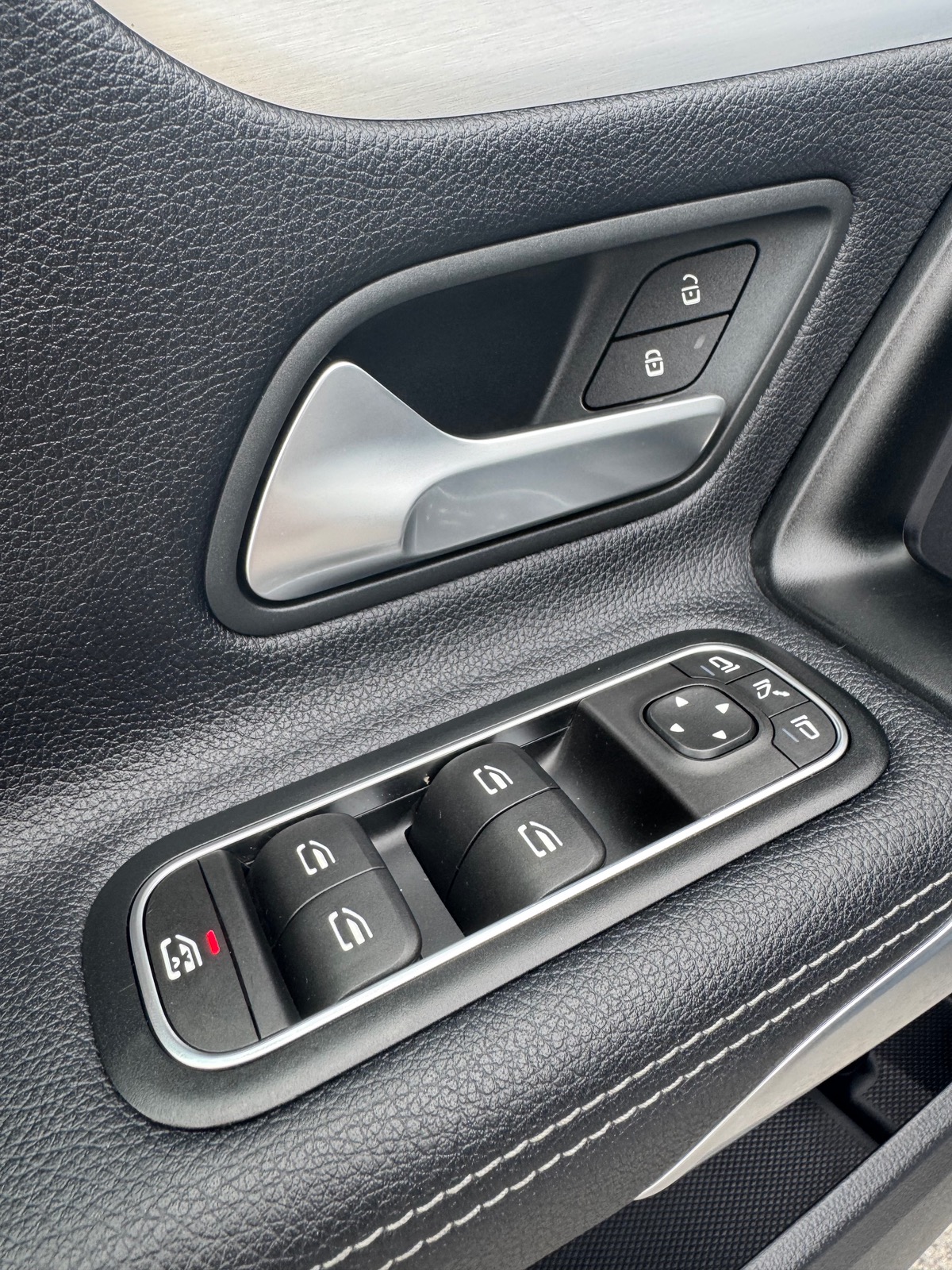 Mercedes Benz Classe A 200D AMG LINE 8G-DCT + TOIT OUVRANT