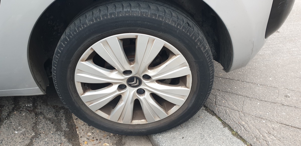 Citroën C3 Picasso 1.2 pure tech 110 BVM Exclusive 1ère main distribution OK