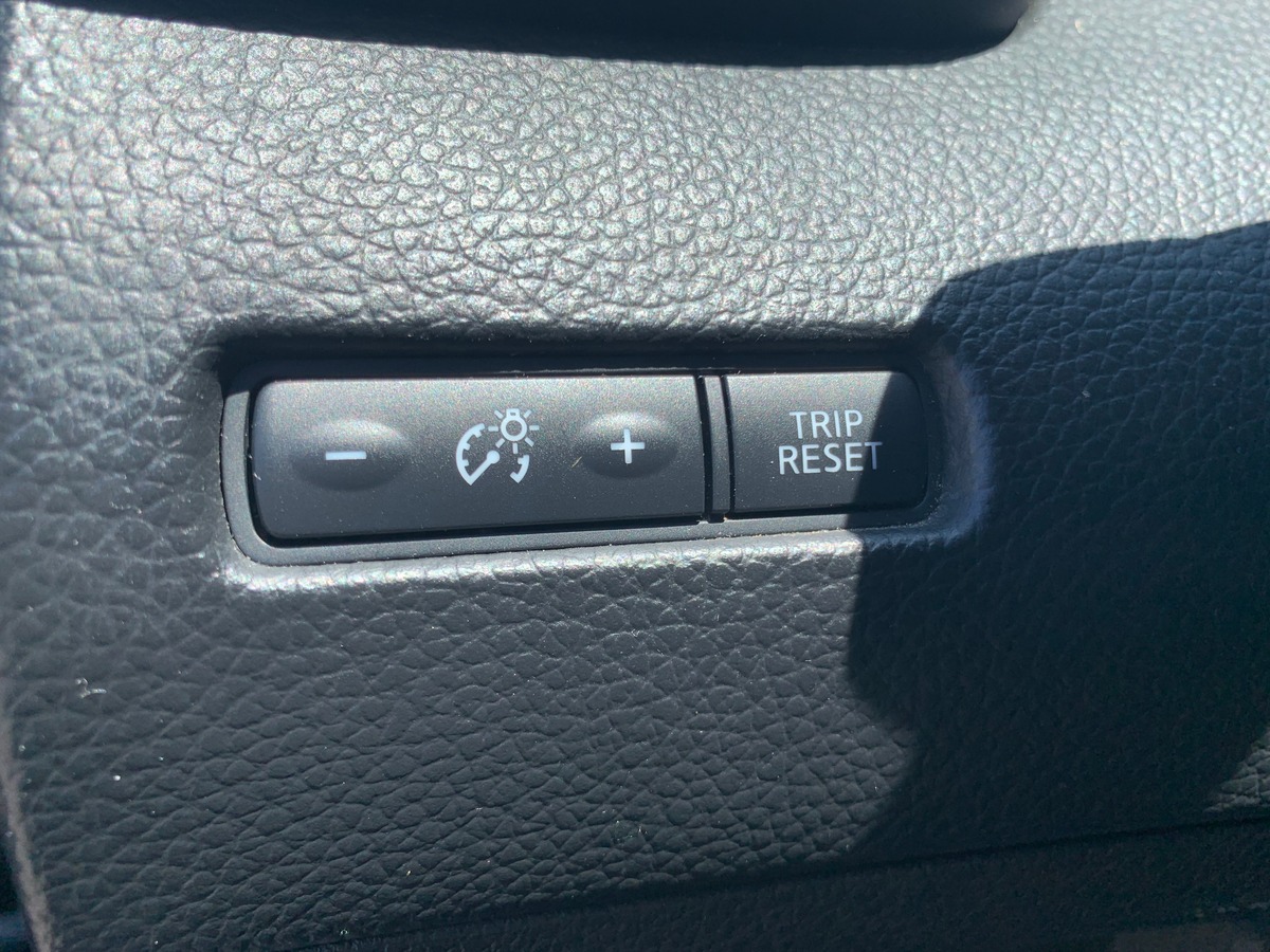 Nissan Qashqai 130 ch | Tekna | Toit panoramique | Caméra de recul | Régulateur vitesse | Attelage