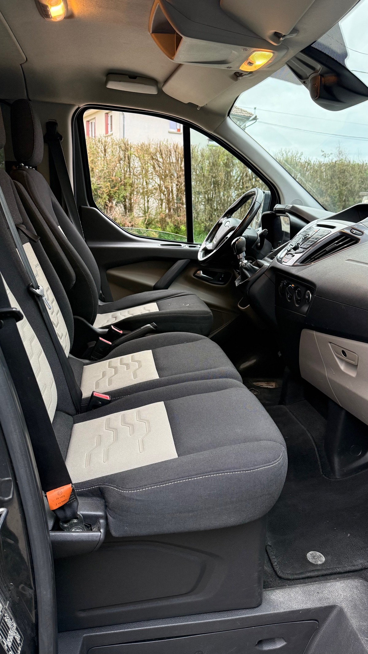 Ford TRANSIT CUSTOM L1H1 2.0 TDCI 130 Chx 6 PLACES CAMERA DE RECULE CLIMATISATION TVA RECUPERABLE