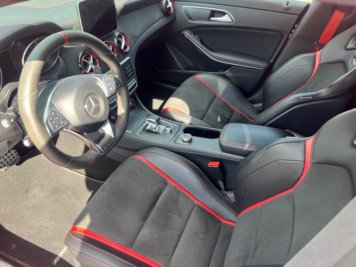 Mercedes-Benz CLA 45 AMG 381cv  4MATIC, SUIVI COMPLET MERCEDES, SIEGES CHAUFFANTS, HARMAN KARDON