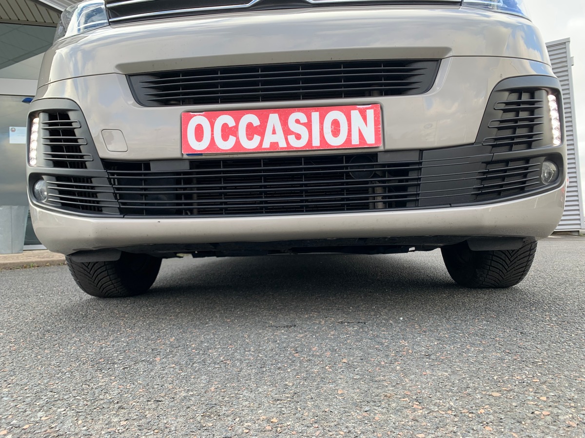 Citroën Spacetourer 120 ch | FEEL | 8 places | Attelage | Régulateur vitesse | Radar stationnement