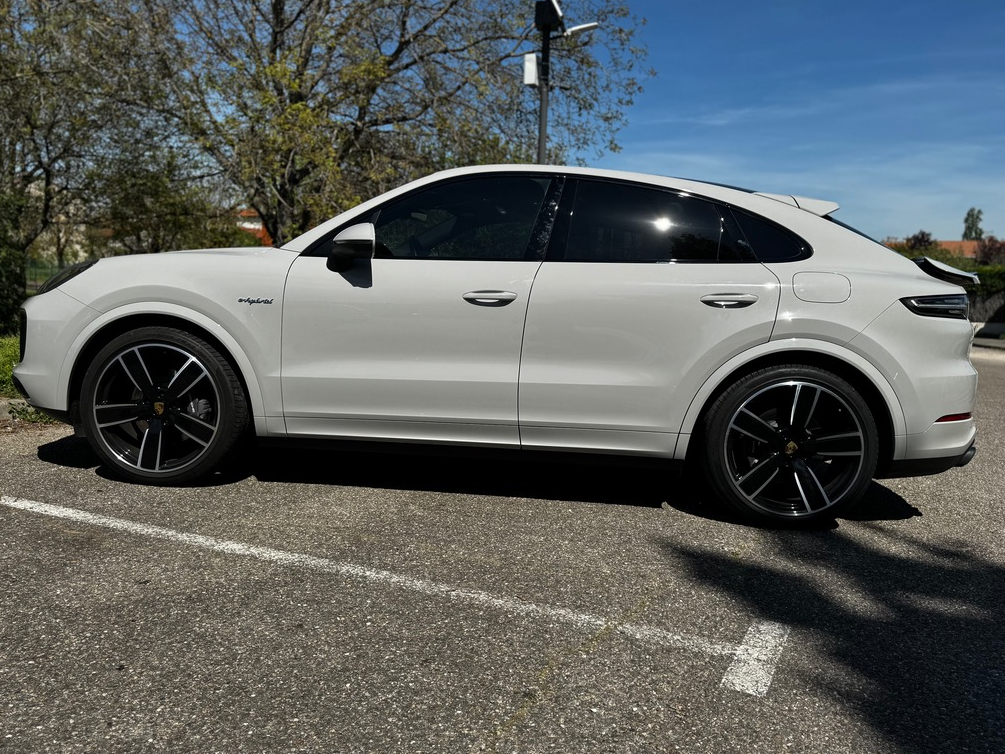 Porsche Cayenne Coupé 3.0 V6 462CV E-HYBRIDE