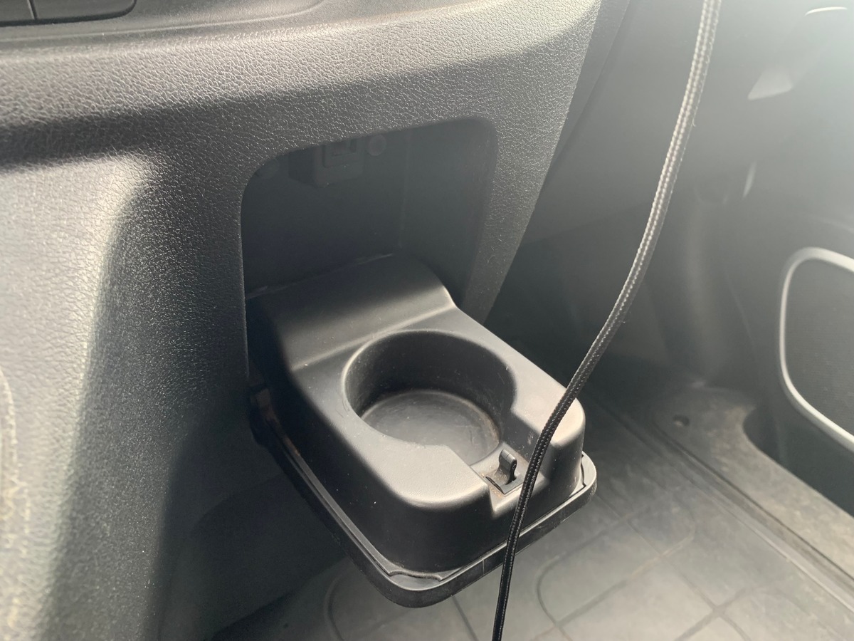 RENAULT Trafic 95 chevaux | 3 Places | Régulateur de vitesse | GPS | Climatisation | Bluetooth