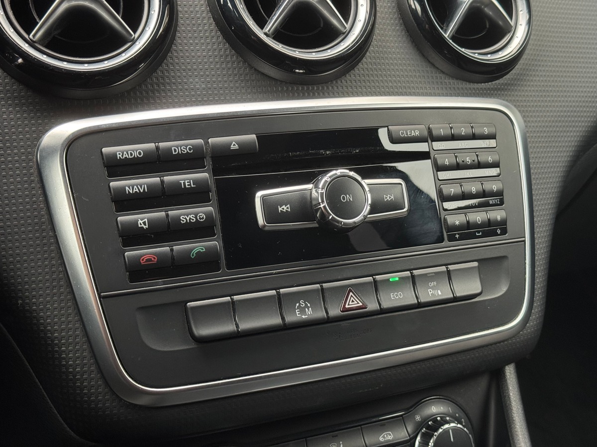 Mercedes-Benz Classe A 180 CDi Sensation 1.8 CDI 7G-DCT 109 cv (W176) - Toit Ouvrant