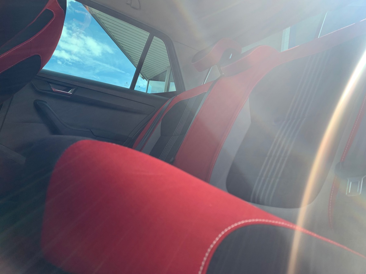 Skoda Fabia 110 ch | MONTE CARLO | Boîte Automatique | Régulateur de vitesse | Caméra de recul