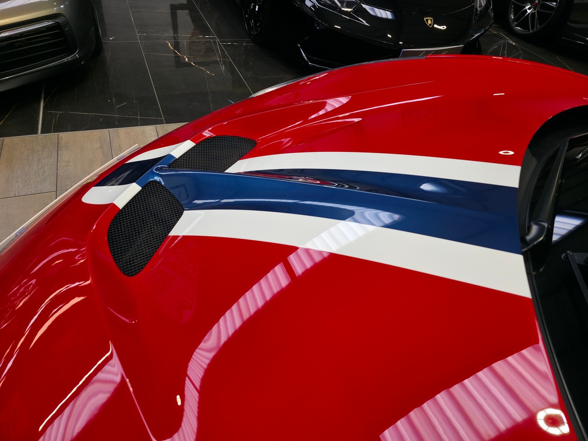 Ferrari 458 SPECIALE 4.5 605 ORIGINE FRANCE // ROSO CORSA /  BANDES NART / HARNAIS A