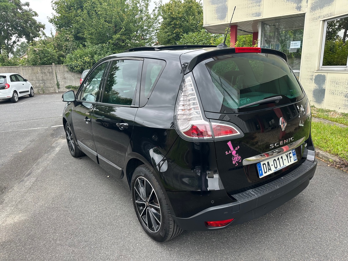 RENAULT Scenic 1.5 DCI 110 CV 1er main BOSES