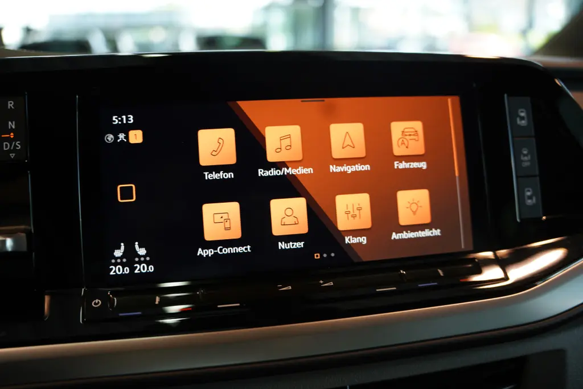 Volkswagen Multivan VII T7 2.0 TDI 150ch Style Long DSG7/7places/VO Allemand/Malus 8000e