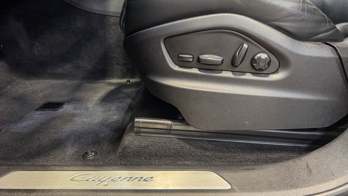 Porsche Cayenne III 3.0 V6 E-HYBRID 462 / FRANCE / 1ERE MAIN