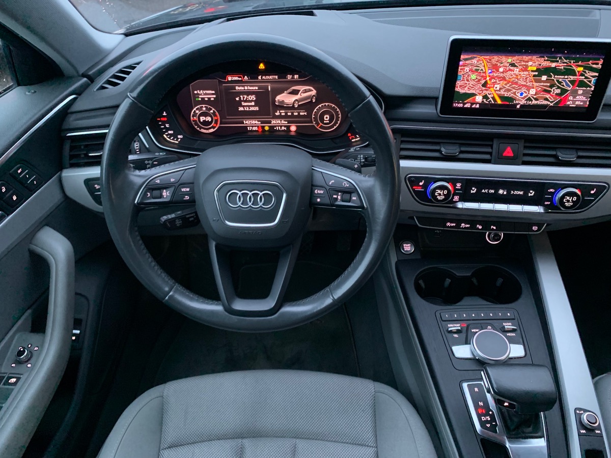 Audi A4 Avant 150 ch | Caméra 360° | Virtual cockpit |  Attelage amovible | Sièges chauffants