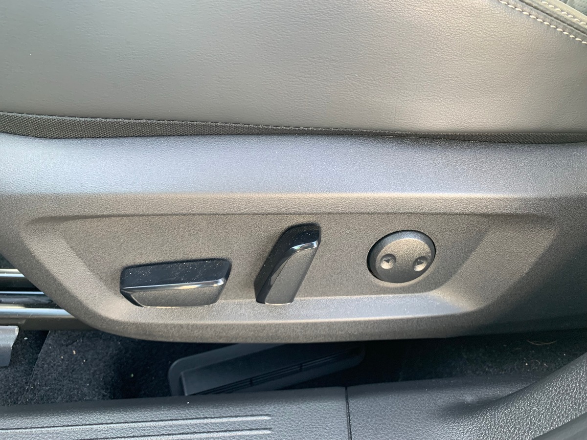 Nissan X-trail 204 | Tekna | Toit ouvrant panoramique | Caméra recul | Siéges chauffants | Attelage