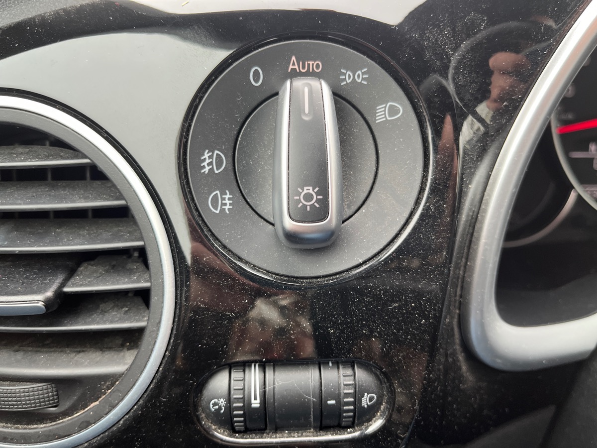 Volkswagen Beetle 1.2 TSI 105ch Coccinelle, Suivi complet, CarPlay, Caméra de recul, GPS